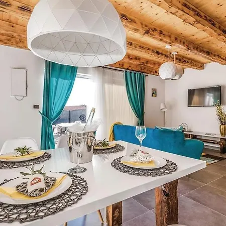 Villa Zora With Hot Tub, Moscenicka Draga - Obrs Kraj (Istria)