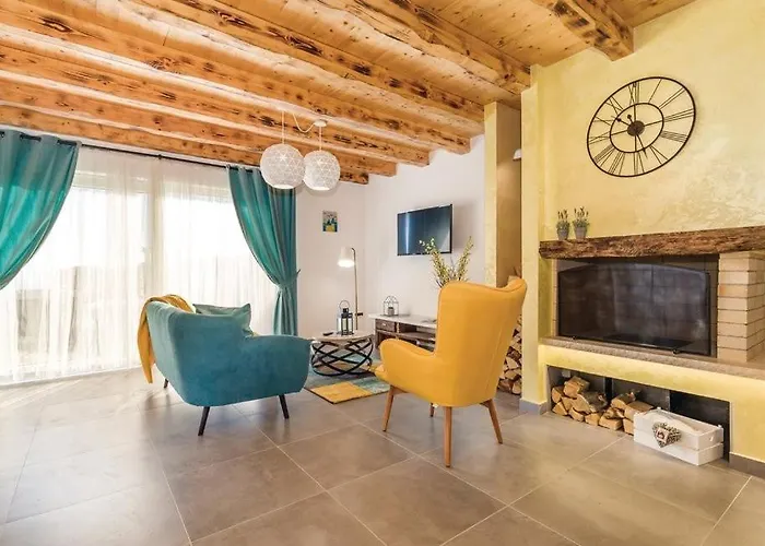 Zora With Hot Tub, Moscenicka Draga - Obrs Villa *