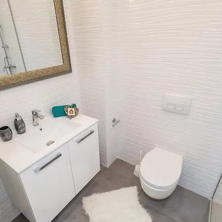 Villa Zora With Hot Tub, Moscenicka Draga - Obrs *