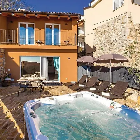 Zora With Hot Tub, Moscenicka Draga - Obrs