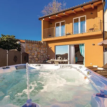 Zora With Hot Tub, Moscenicka Draga - Obrs