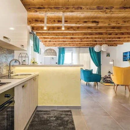 Zora With Hot Tub, Moscenicka Draga - Obrs Vila *